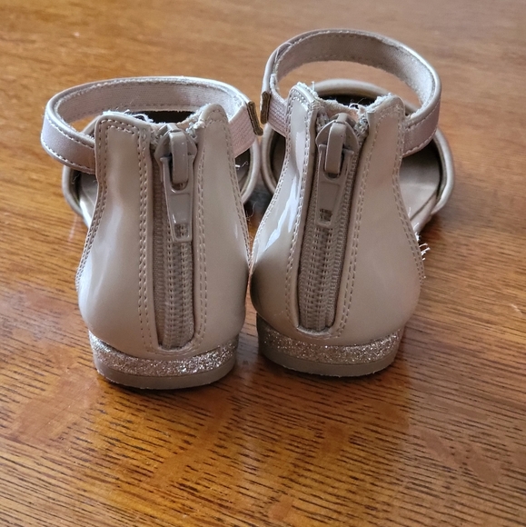 Self Esteem beige toe flats - Picture 3 of 6